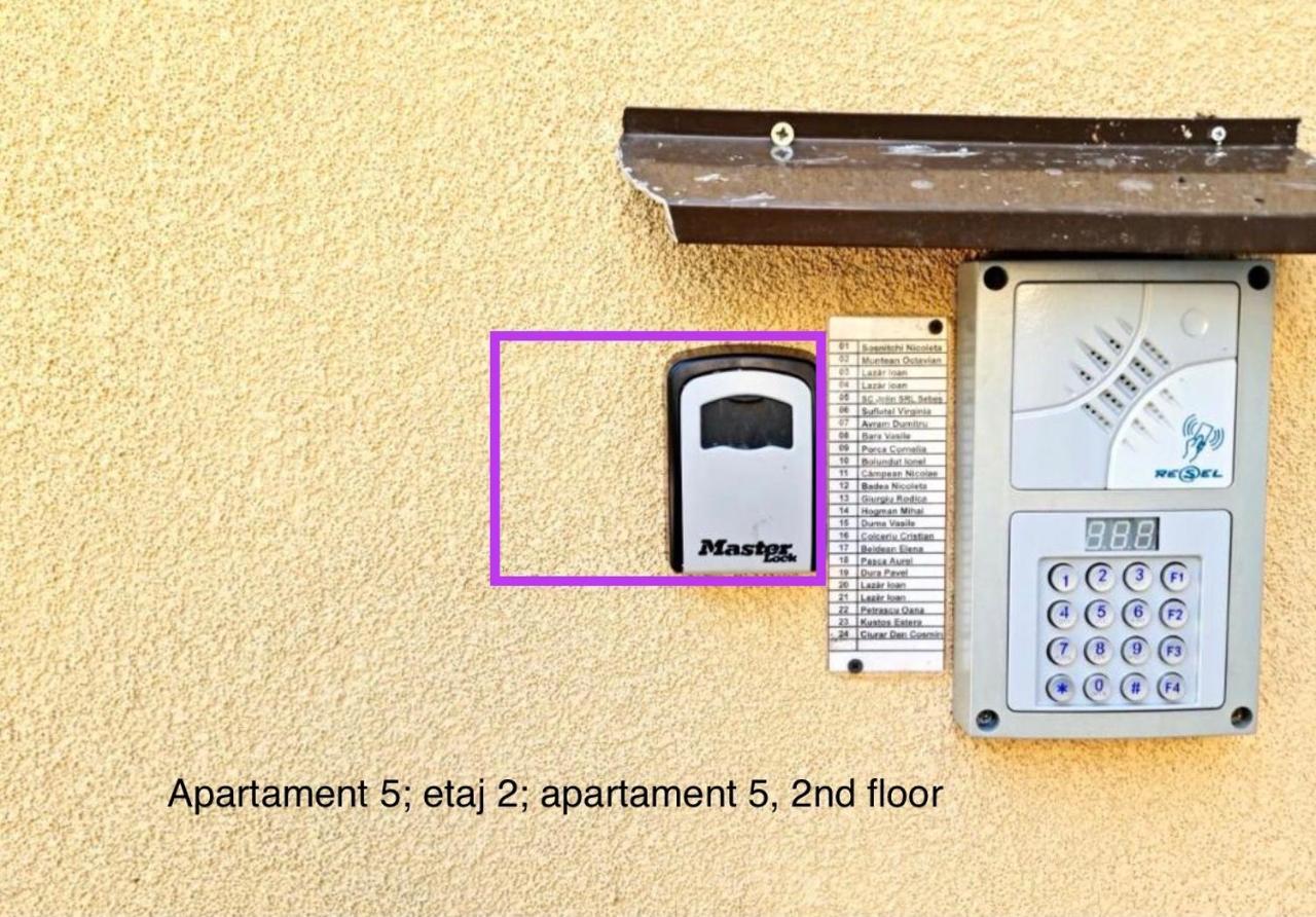 Apartamento Apartament Closca Alba Iulia Exterior foto